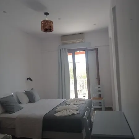 Zorbas * Soúgia