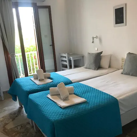 Zorbas Hotel
