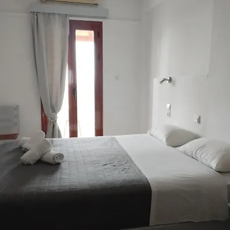 Zorbas Hotel Soúgia