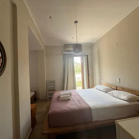 Hotel Zorbas